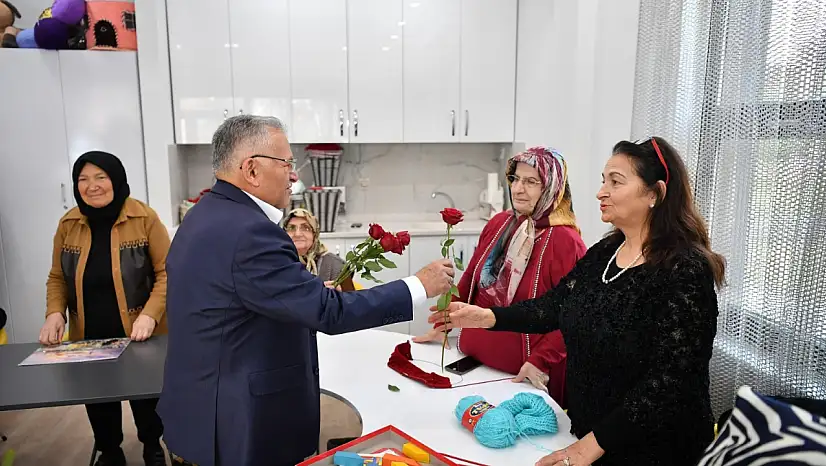 Başkan Büyükkılıç'tan Ulu Çınarlara alkışlanacak hizmet