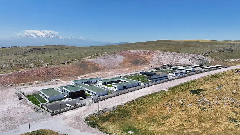 Başkan Çolakbayrakdar'dan Hayvan Bakımevi incelemesi
