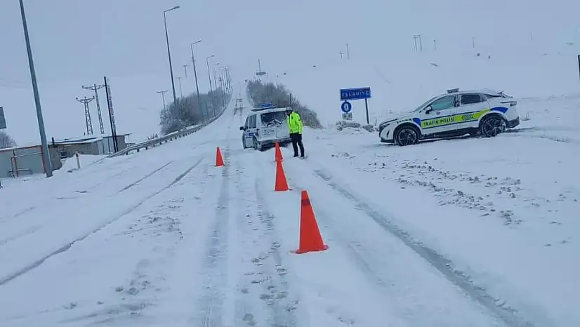 Başkan duyurdu! Kayseri'de o ilçe yolu trafiğe kapatıldı