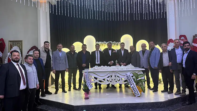 Başkan genç çiftlerin en mutlu gününe ortak oldu