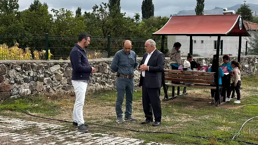 Başkan Öztürk okulda! İhtiyaç ve talepleri dinledi