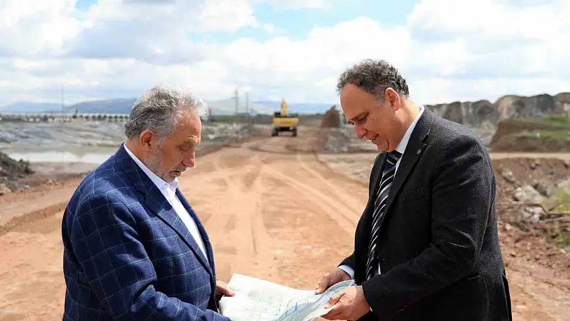 Başkan Yalçın yol çalışmalarını denetledi