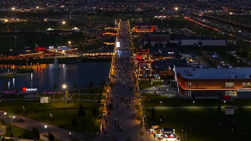 Belgesel severlere müjde! Bu Dünyadan Bir İkinci Geçti