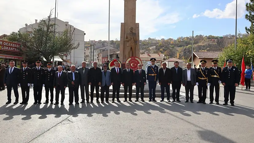 Bünyan'da çelenk sunma töreni yapıldı!