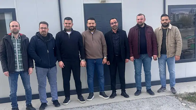 CHP'den toplu istifa! Özel ile yol yürüyecekler