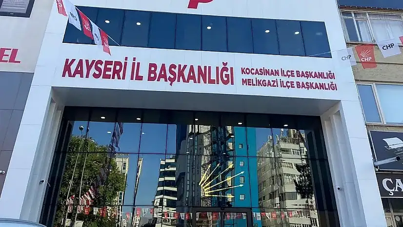 CHP Kayseri'de dikkat çeken istifa! Elif Nur Tok nedenini açıkladı