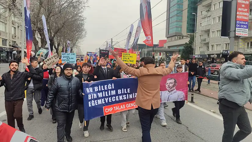 CHP'li gençler Kayseri'de yürüyüşe geçti!