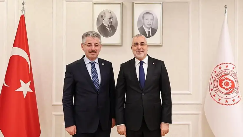 Çopuroğlu o söz için Bakan'ın peşini bırakmıyor