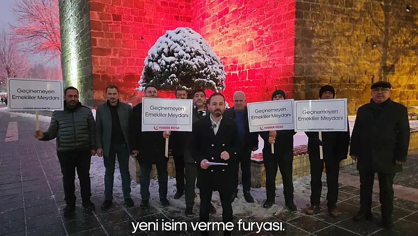 Emeklilerin Cumhuriyet Meydanı'ndaki uğrak noktasına dikkat çeken isim önerisi!