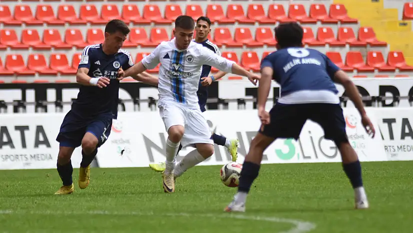 Erciyes 38 FK sahasından beraberlikle ayrıldı!