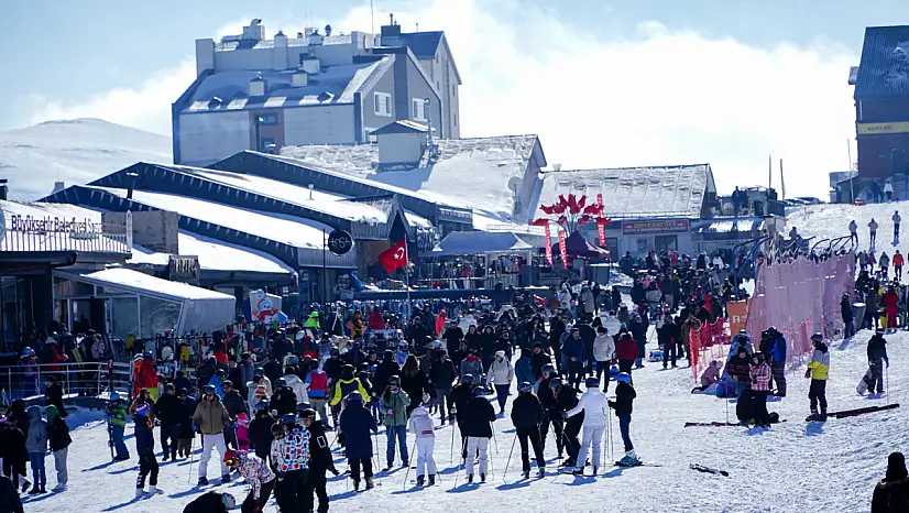 Erciyes'ten rekor başlangıç: 23 günde yarım milyonu aşkın ziyaretçi!