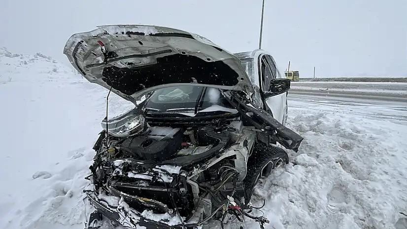 Erciyes yolunda kaza: Küçük çocuğun durumu ağır