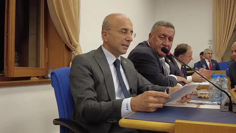 Genç: Tam bağımsızlık' iddiası kağıt üzerinde dahi yer almıyor