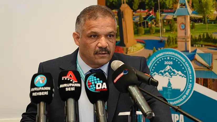 Avrupa'dan yükselen Cumhuriyet mesajı! Ali Hızar ne dedi?