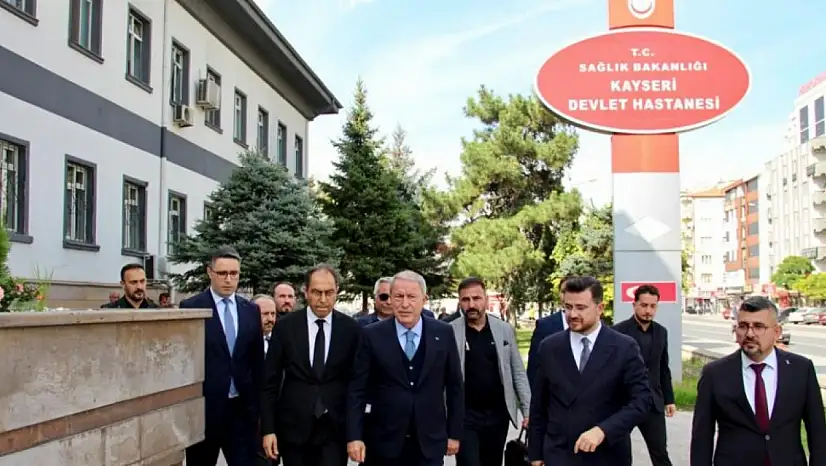 Hulusi Akar Kayseri Devlet Hastanesi'nde! Dikkat çeken inceleme