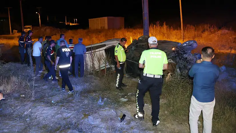 İki araç da takla attı: 2'si ağır 5 yaralı var