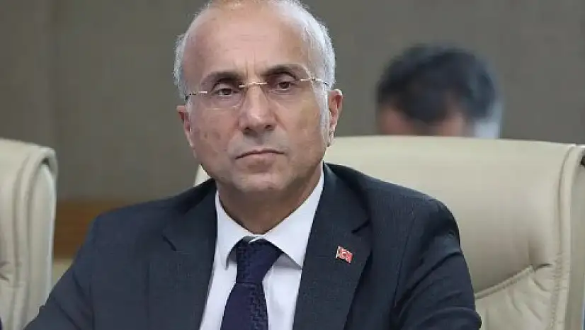 İki CHP'li başkan AK Parti'ye geçti! İlk tepki Aşkın Genç'ten geldi