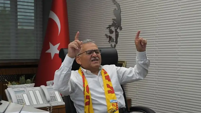 İlk tebrik Başkan Büyükkılıç'tan