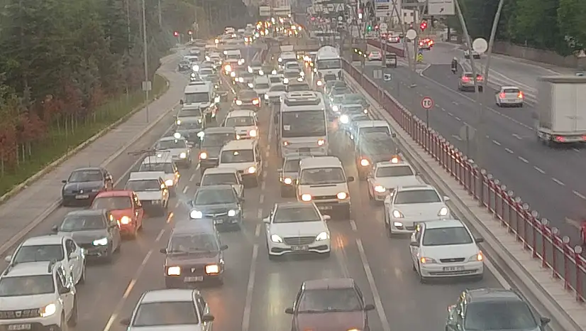 İşte Kayseri'de trafiğin kilitlendiği o anların görüntüleri!