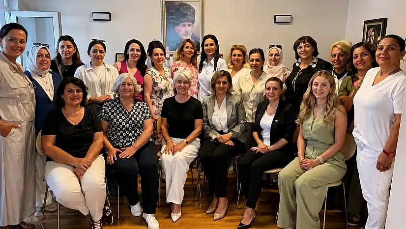 Kadın politikaları gündemdeydi! İYİ Parti'den KİGDER'e ziyaret
