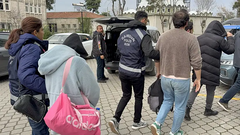 Kapalıçarşı'da operasyon: 3 gözaltı