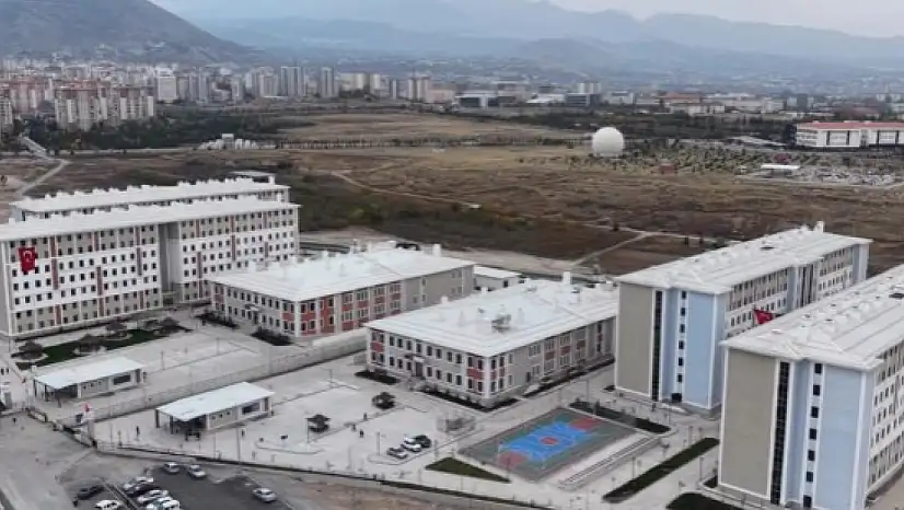 Kayseri'de 3 bin öğrenciye kapılarını açtı!
