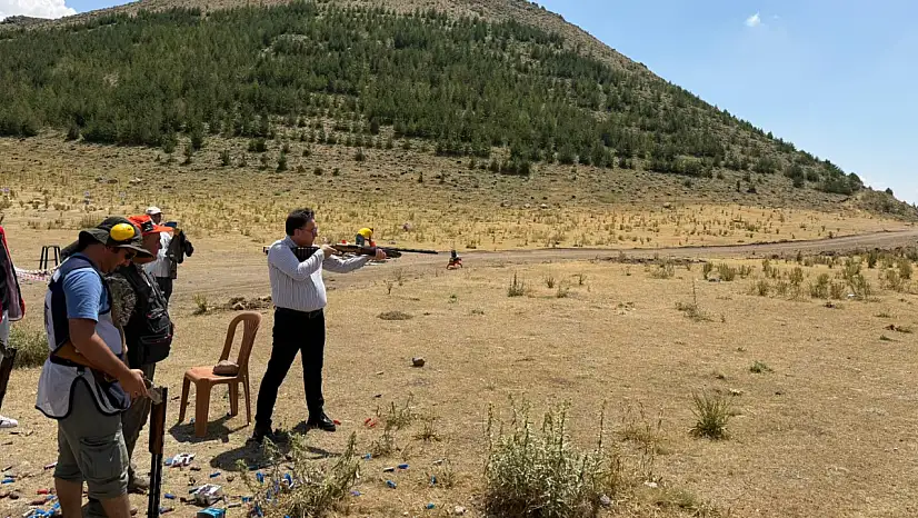 Kayseri'de Belediye Başkanı tüfekle ateş etti