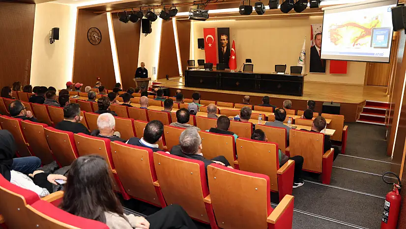 Kayseri'de belediye personeline bakın ne için eğitim verildi!