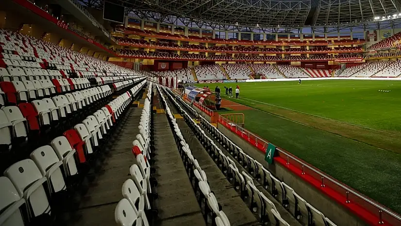 Kayseri'de bir ilçeye daha spor yatırımı: Tribün için düğmeye basıldı