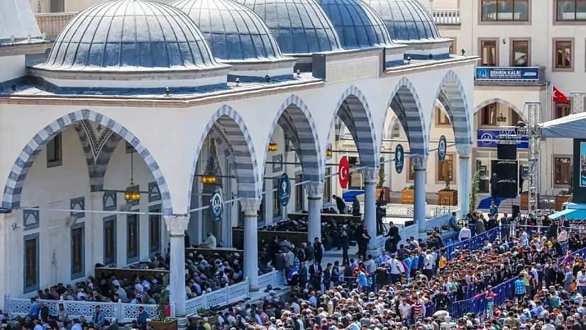 Kayseri'de bugün namaz vakitleri (07 Şubat Cumartesi)
