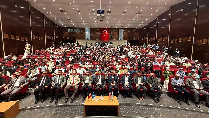 Kayseri'de, burslu öğrencilere yönelik program düzenlendi