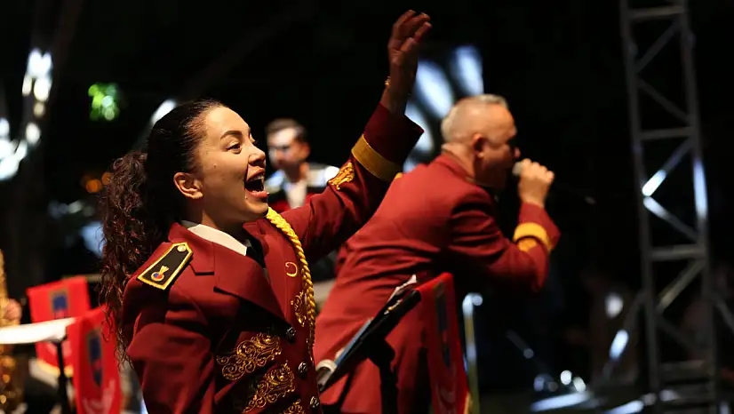 Kayseri'de büyüleyen konser