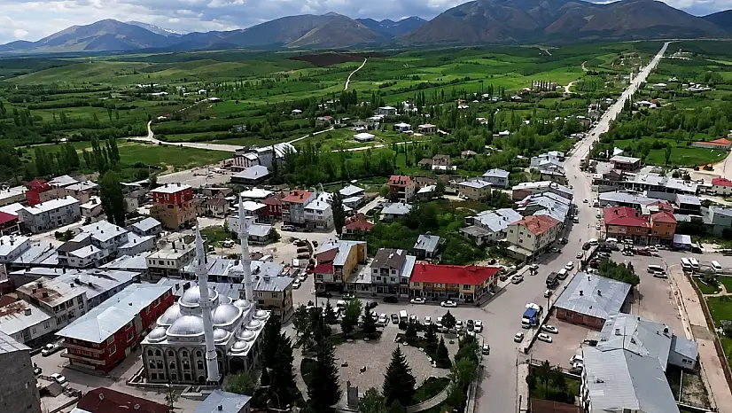 Kayseri'de çalışmalar başladı: Yol kapatıldı!