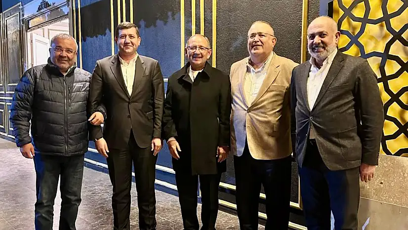 Kayseri'de dev isimlerin kritik buluşması! Şehrin geleceği masaya yatırıldı