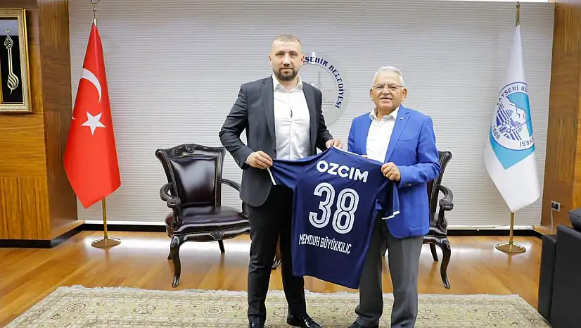 Kayseri'de dikkat çeken buluşma: Büyükkılıç yeni yönetimi ağırladı