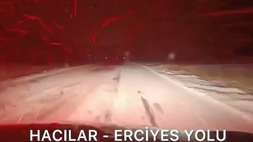 Kayseri'de etkili olan kar yağışında yollar ne durumda?