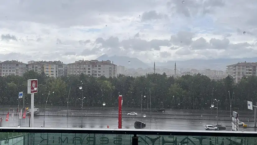 Kayseri'de hava tersine dönüyor! Sağanak yağış gelecek