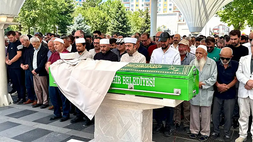 Kayseri'de hayatını kaybeden imam son yolculuğuna uğurlandı