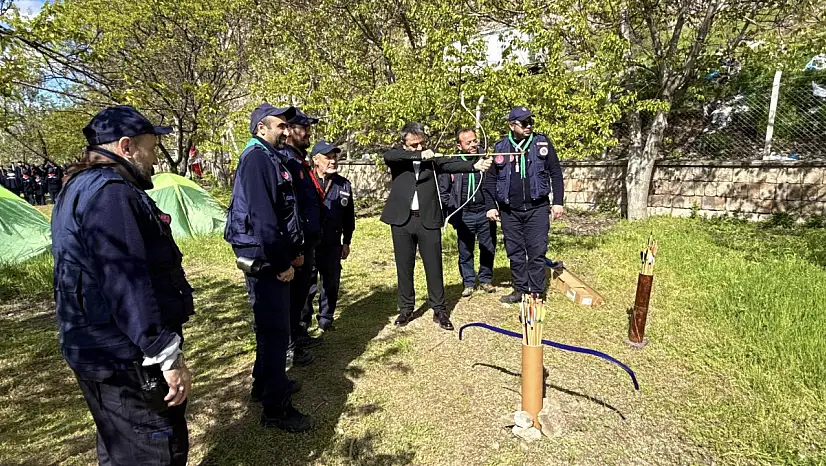 Kayseri'de izcilik kampında renkli anlar! İl Müftüsünden dikkat çeken deneme