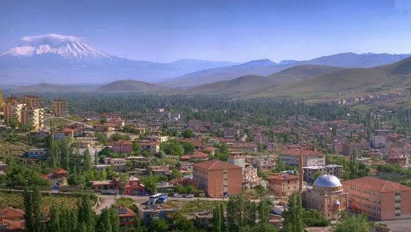 Kayseri'de kaçırılmayacak fırsat: 3 bin metrekare taşınmaz açık artırmada!