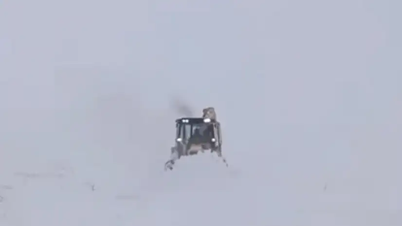 Kayseri'de kar nedeniyle vatandaşlar yolda mahsur kaldı