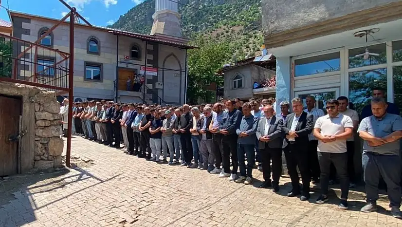 Kayseri'de MHP'lileri buluşturan cenaze!