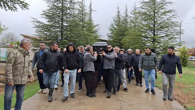Kayseri'de ölen işçi Yozgat'ta toprağa verildi