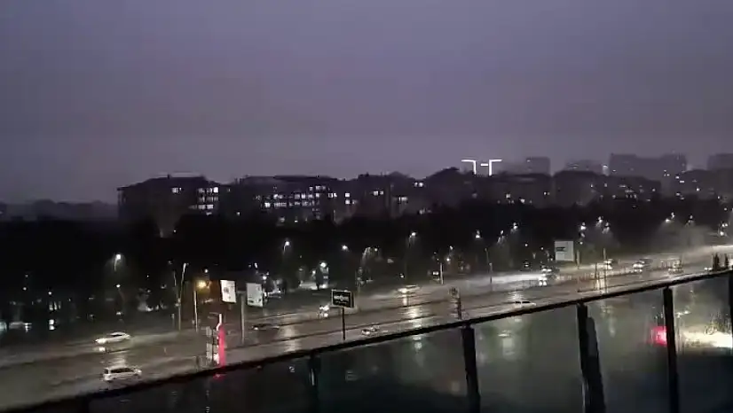 Kayseri'de sağanak başladı, saat kaça kadar sürecek!