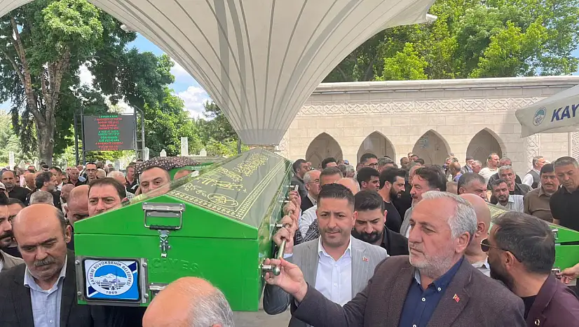 Kayseri'de şehit babasına son görev