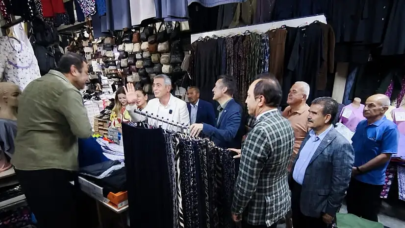 Kayseri'de selin vurduğu 800 yıllık çarşıda dert dinlediler