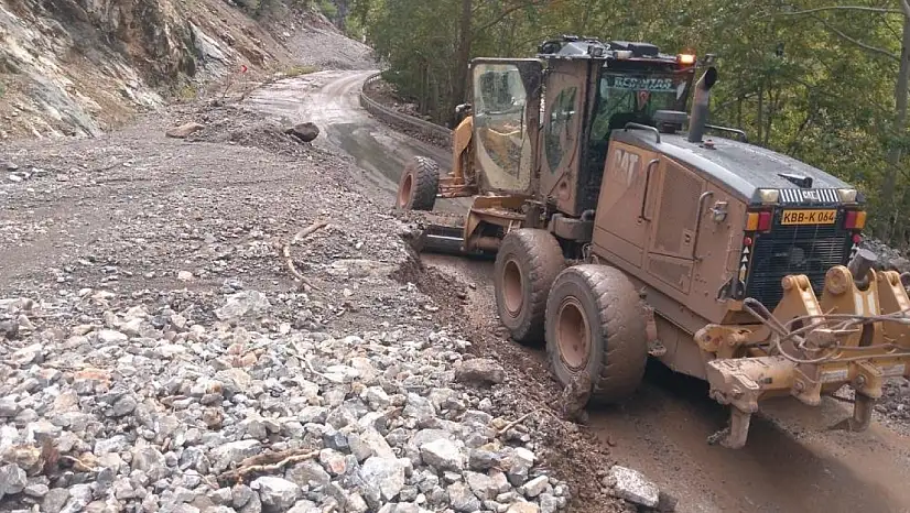 Kayseri'de yağış sonrası Kapuzbaşı yolunda dikkat çeken çalışma