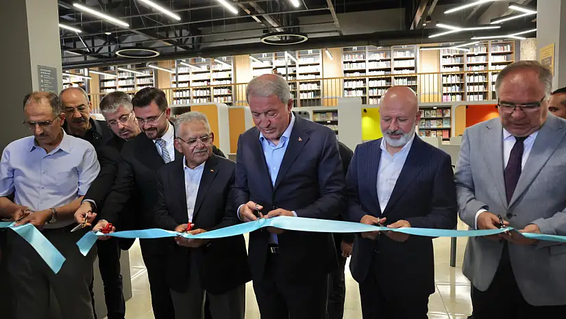 Kayseri'de yeni kütüphane kapılarını açtı!