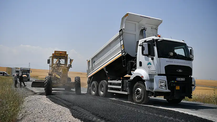 Kayseri'de yollar için dev yatırım: 20 bin ton asfalt!