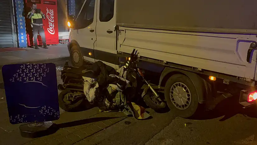 Kayseri'de yürekleri ağza getiren kaza: Bisiklet kamyonetin altına girdi!